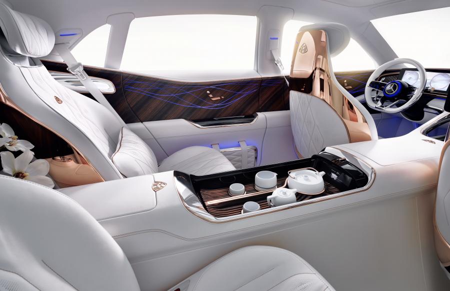 Интерьер Vision Mercedes-Maybach Ultimate Luxury 2018 года  (фото 37 из 42)